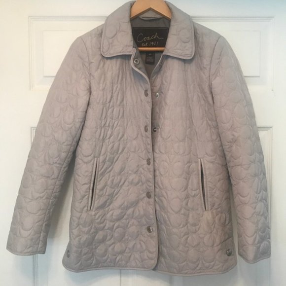 New Coach signature monogram C oyster quilted relaxed fit puffer jacket - Picture 2 of 9